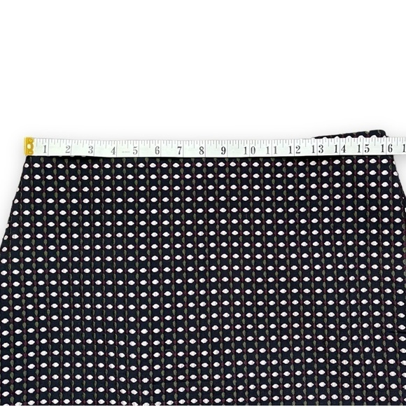 Ann Taylor Geometric Pattern Straight Skirt sz 8 - Picture 8 of 12